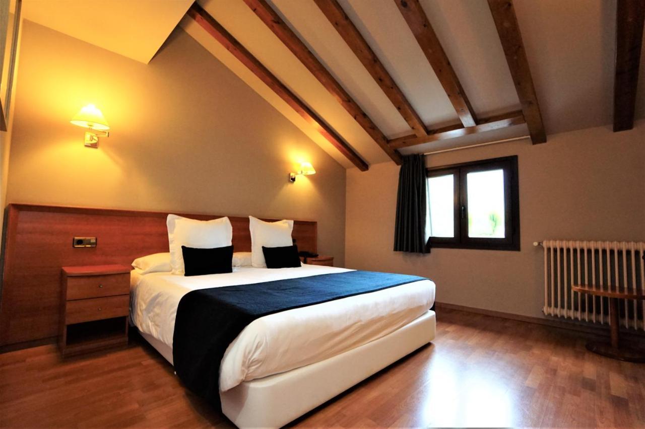 Hotel&SPA Niunit El Serrat Exteriér fotografie