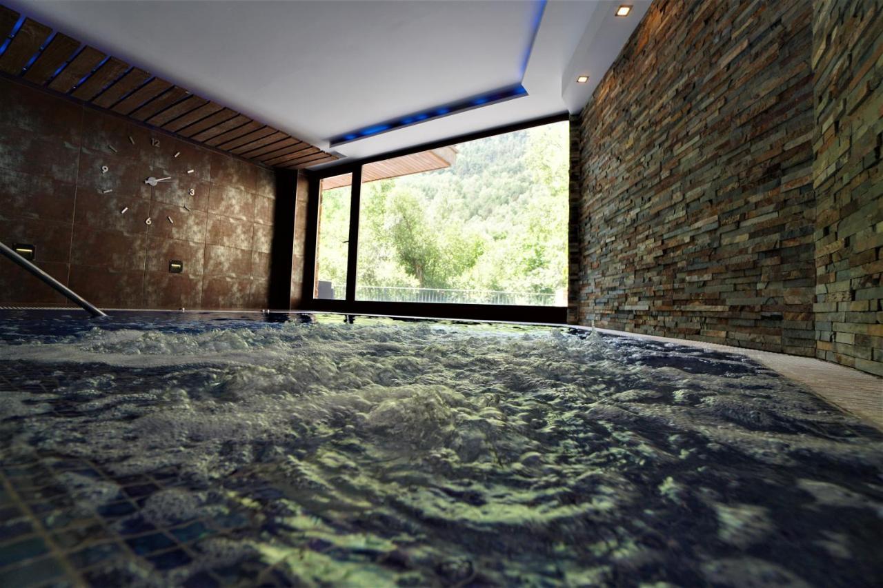 Hotel&SPA Niunit El Serrat Exteriér fotografie