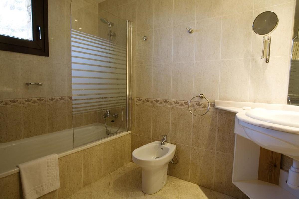 Hotel&SPA Niunit El Serrat Exteriér fotografie
