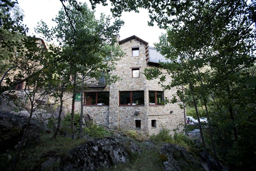 Hotel&SPA Niunit El Serrat Exteriér fotografie
