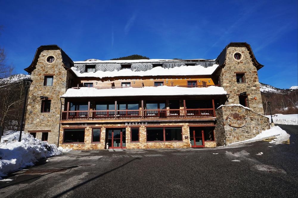 Hotel&SPA Niunit El Serrat Exteriér fotografie